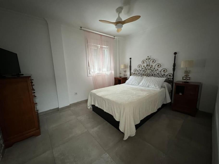 Casa Preciosa Ideal Para Familias La Línea de la Concepción Esterno foto