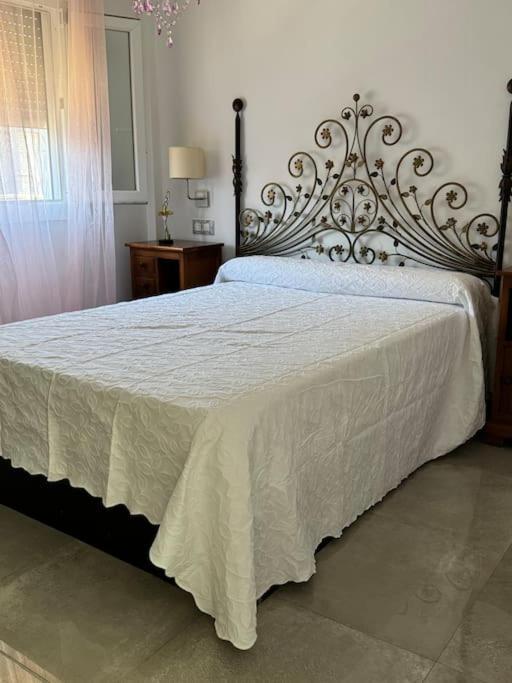 Casa Preciosa Ideal Para Familias La Línea de la Concepción Esterno foto