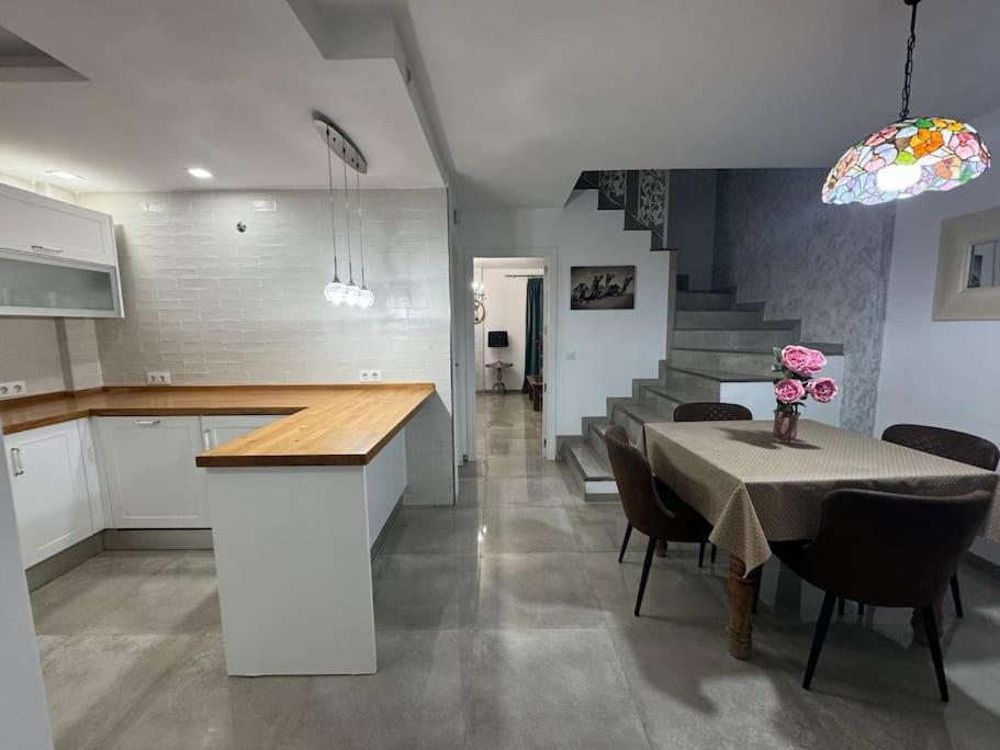 Casa Preciosa Ideal Para Familias La Línea de la Concepción Esterno foto